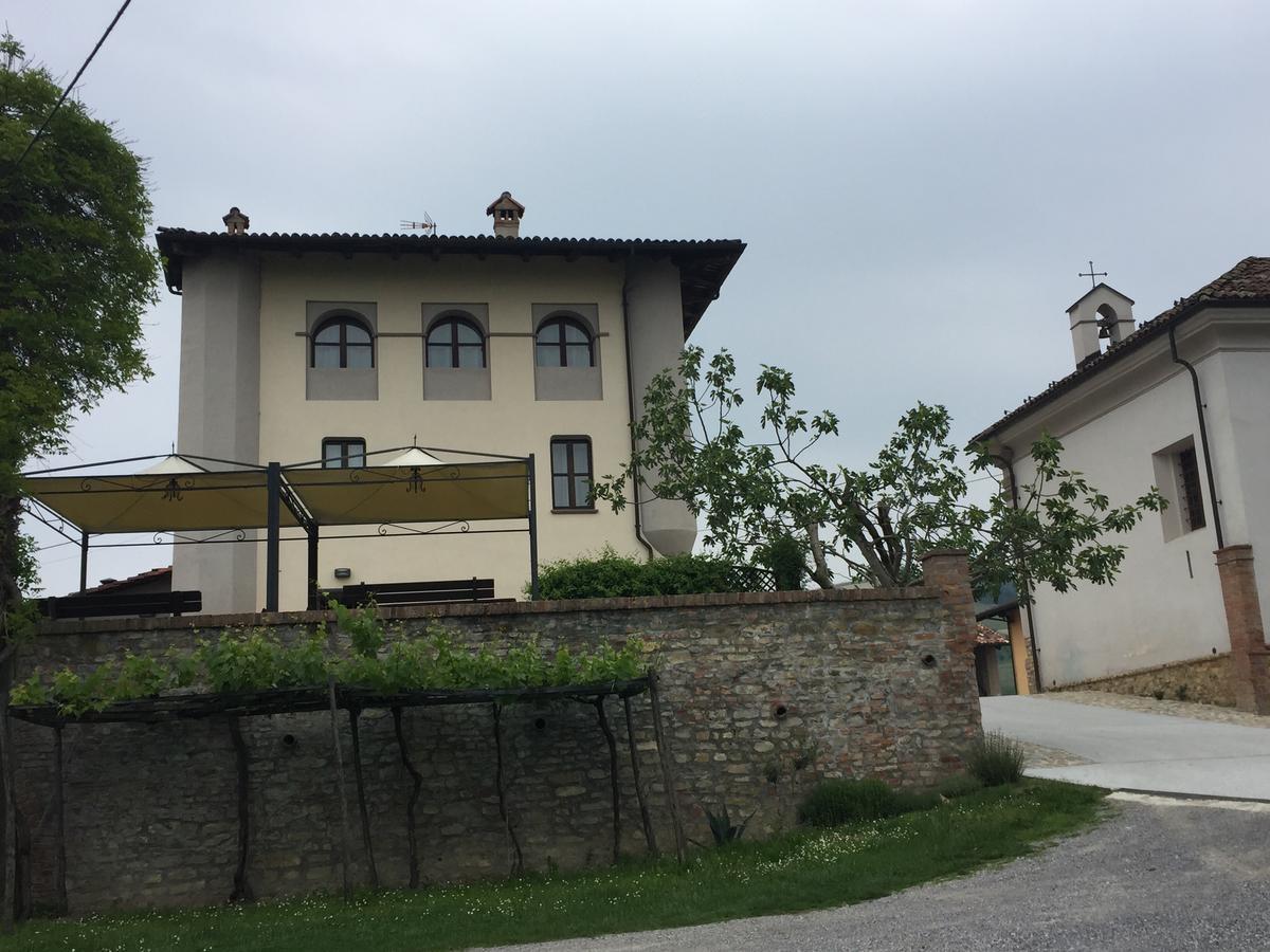 Cascina Baresane Bed & Breakfast Алба Екстериор снимка