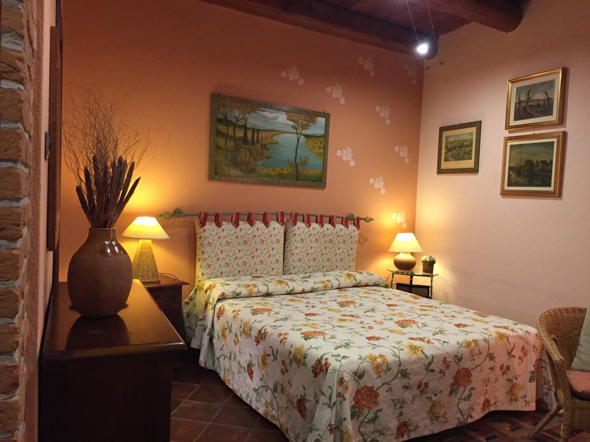 Cascina Baresane Bed & Breakfast Алба Екстериор снимка