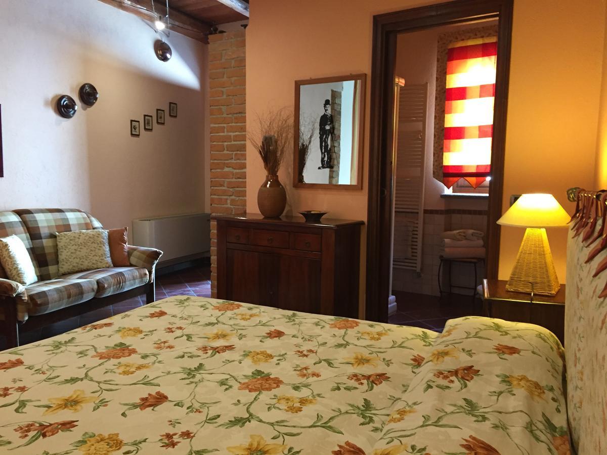 Cascina Baresane Bed & Breakfast Алба Екстериор снимка
