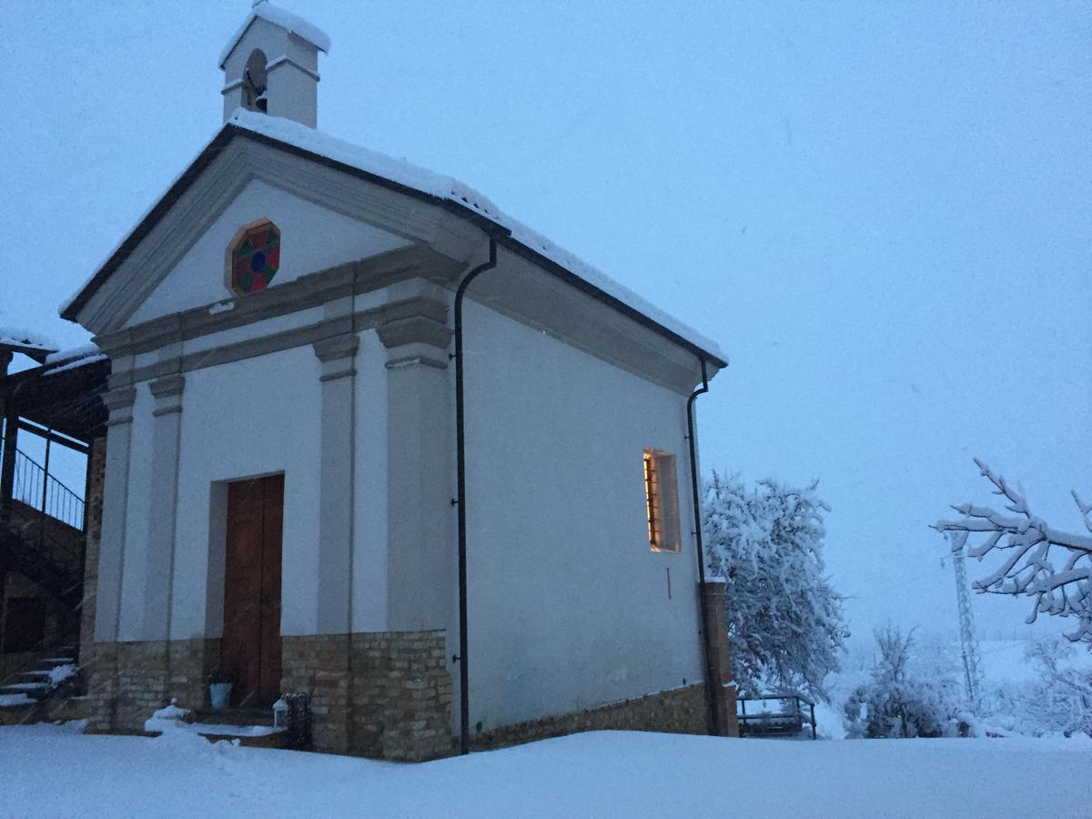 Cascina Baresane Bed & Breakfast Алба Екстериор снимка