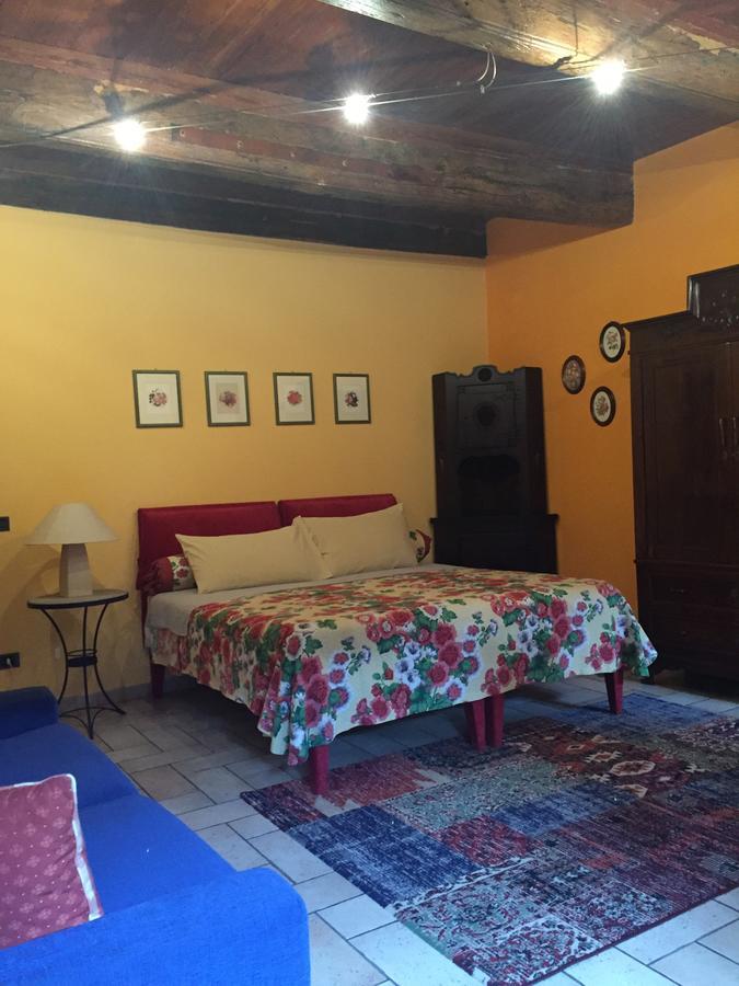 Cascina Baresane Bed & Breakfast Алба Екстериор снимка