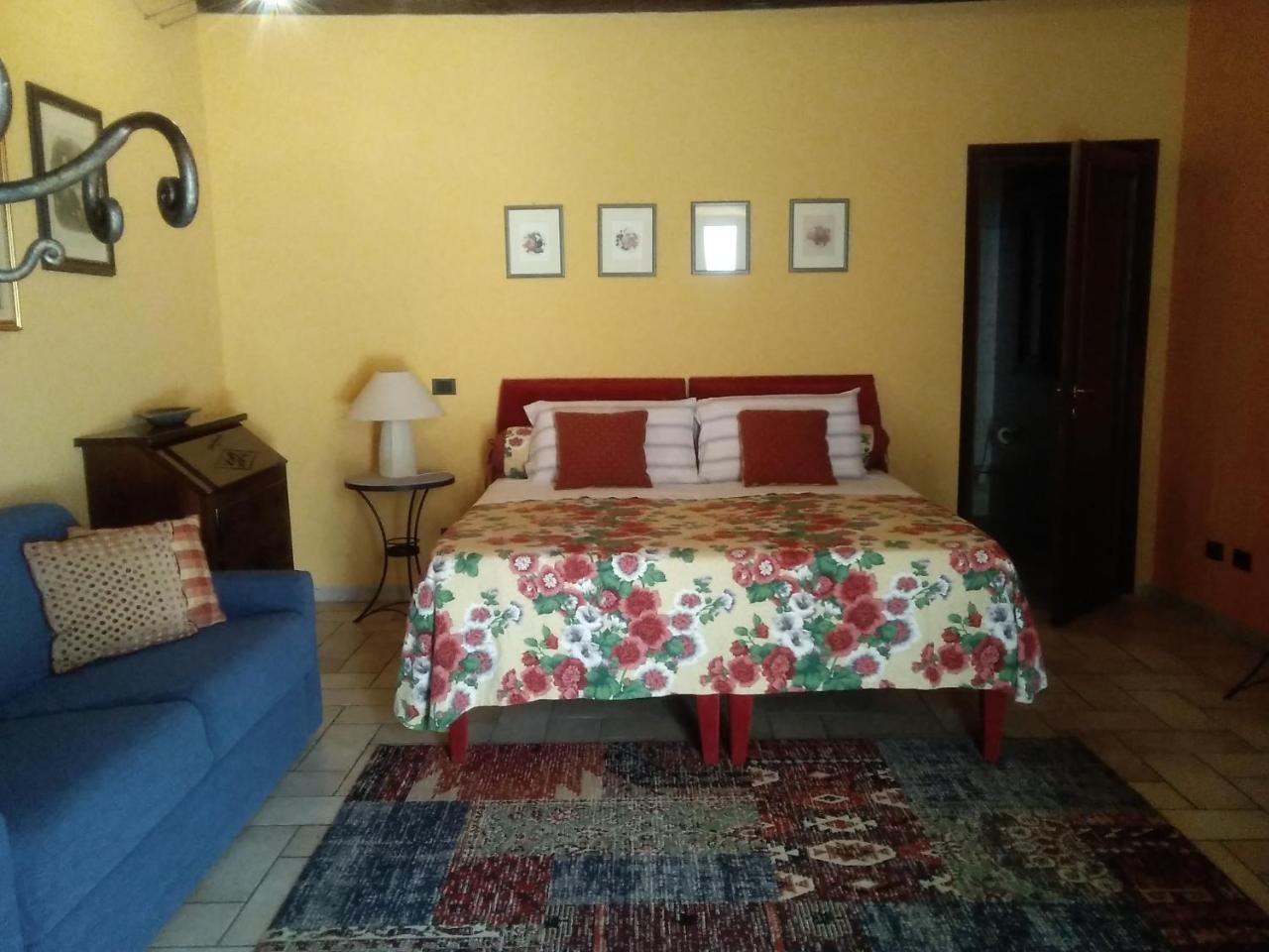 Cascina Baresane Bed & Breakfast Алба Екстериор снимка