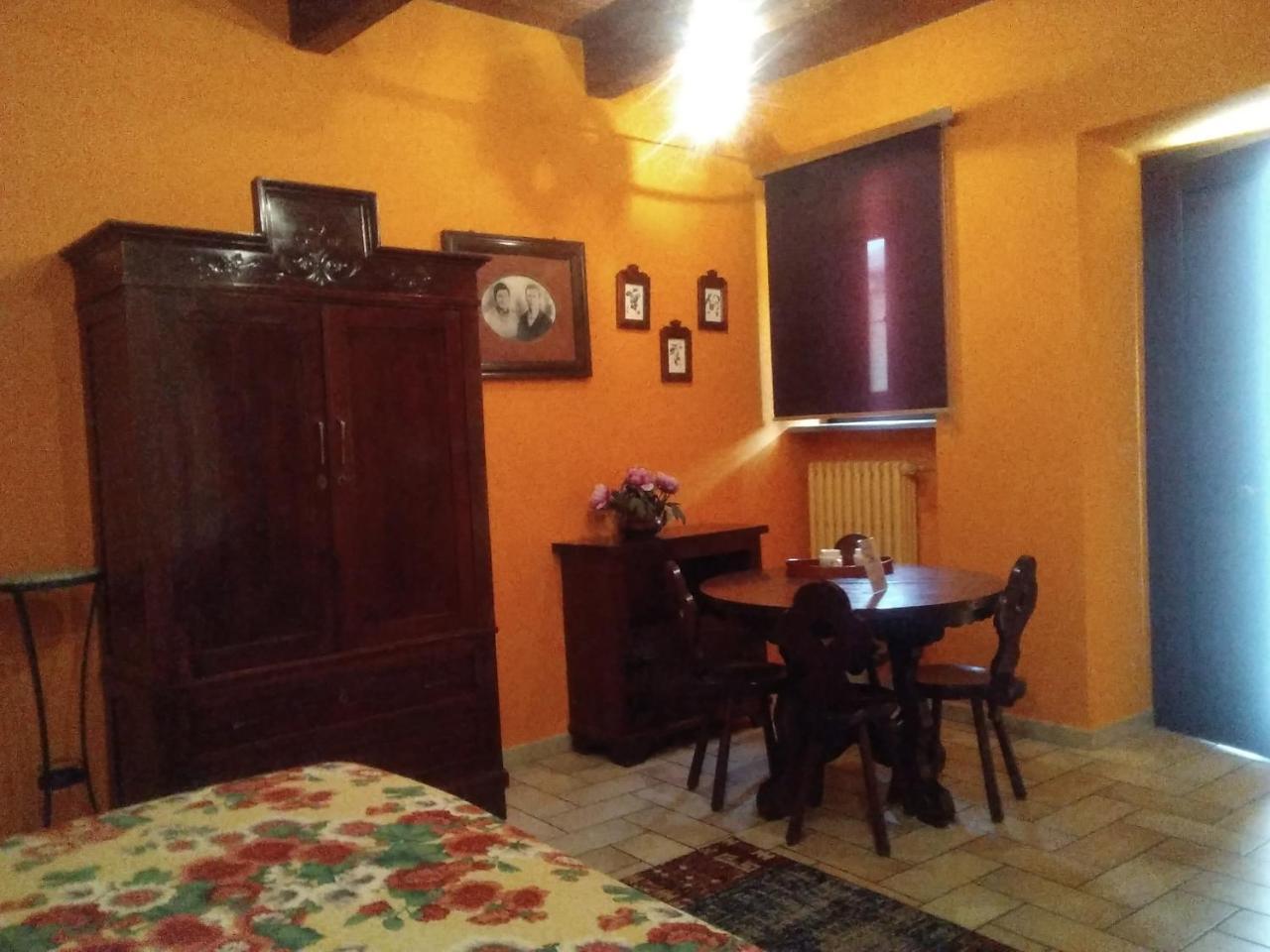 Cascina Baresane Bed & Breakfast Алба Екстериор снимка